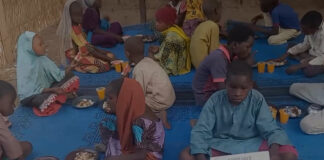 Senin De Afrika Da Bir Iftar Sofran Olsun